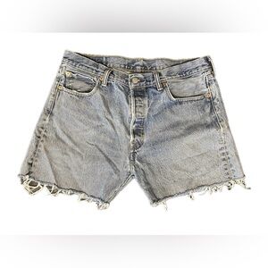 Levi’s 501 Button Fly Cut Off Shorts. Size 34